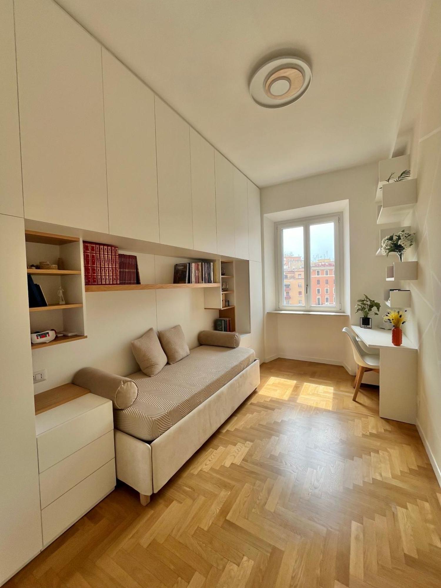 Sunrise House - San Giovanni Quarto em Acomodações Particulares